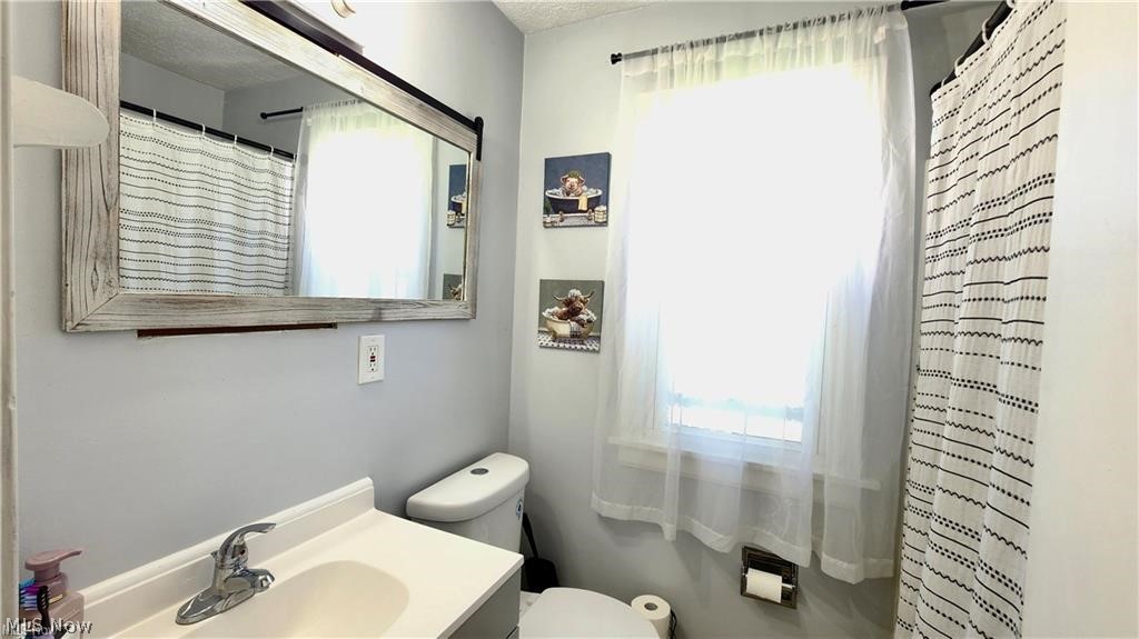 1328 Myrtle Avenue Ashtabula OH 44004