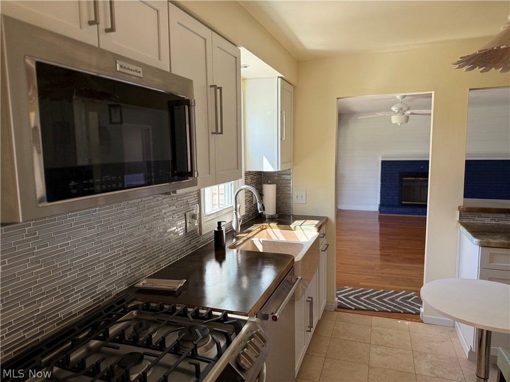 254 Vinewood Drive Avon Lake OH 44012