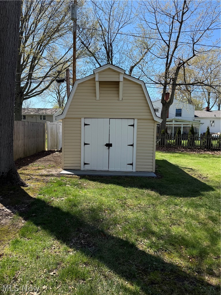 254 Vinewood Drive Avon Lake OH 44012