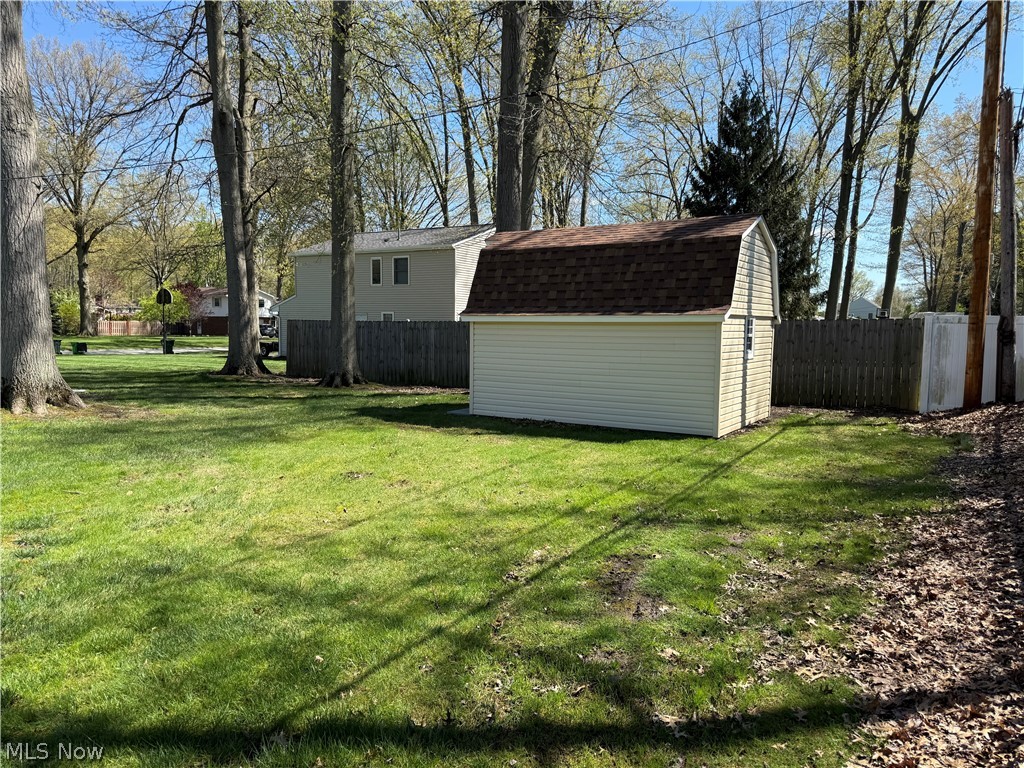 254 Vinewood Drive Avon Lake OH 44012