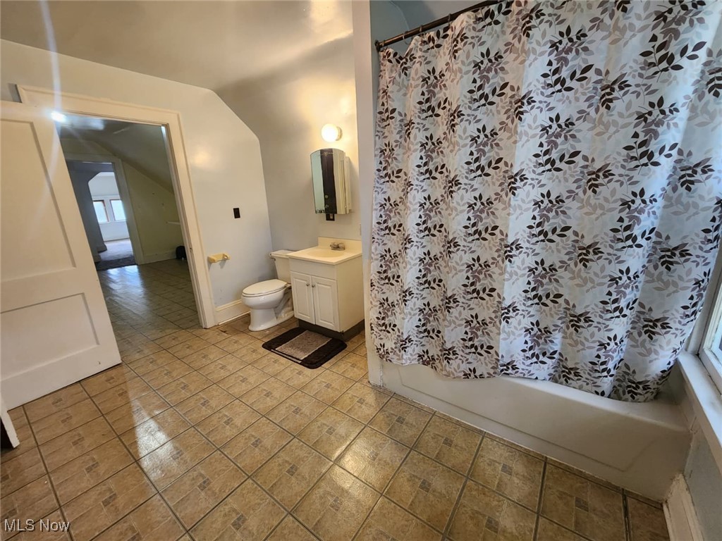 3351 Desota Avenue Cleveland OH 44118