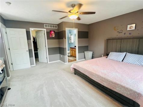 10523 Herrington Drive Aurora OH 44202