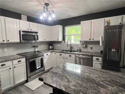 10523 Herrington Drive Aurora OH 44202