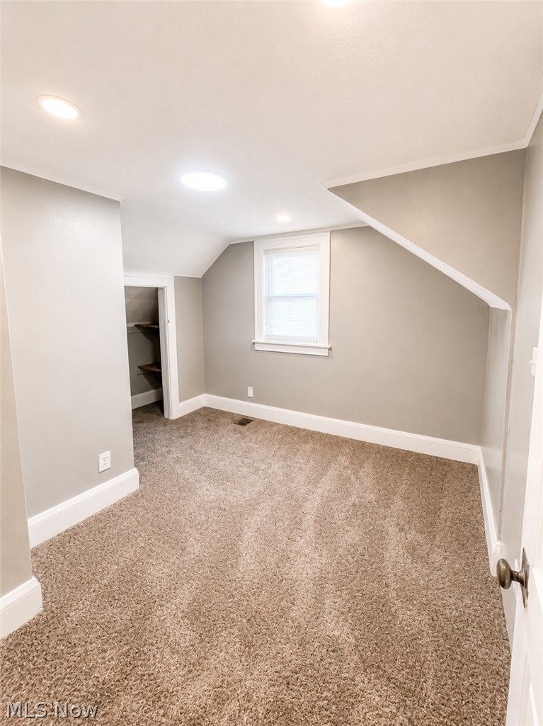 4006 E 41st Street Newburgh Heights OH 44105