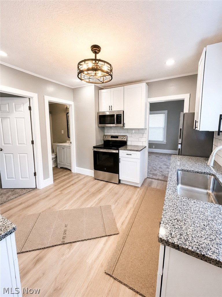 4006 E 41st Street Newburgh Heights OH 44105
