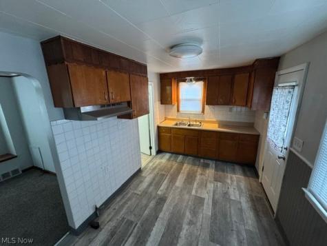 20671 Tracy Avenue Euclid OH 44123
