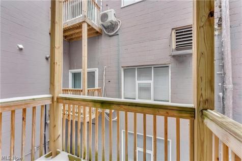797 E Market Street Akron OH 44305