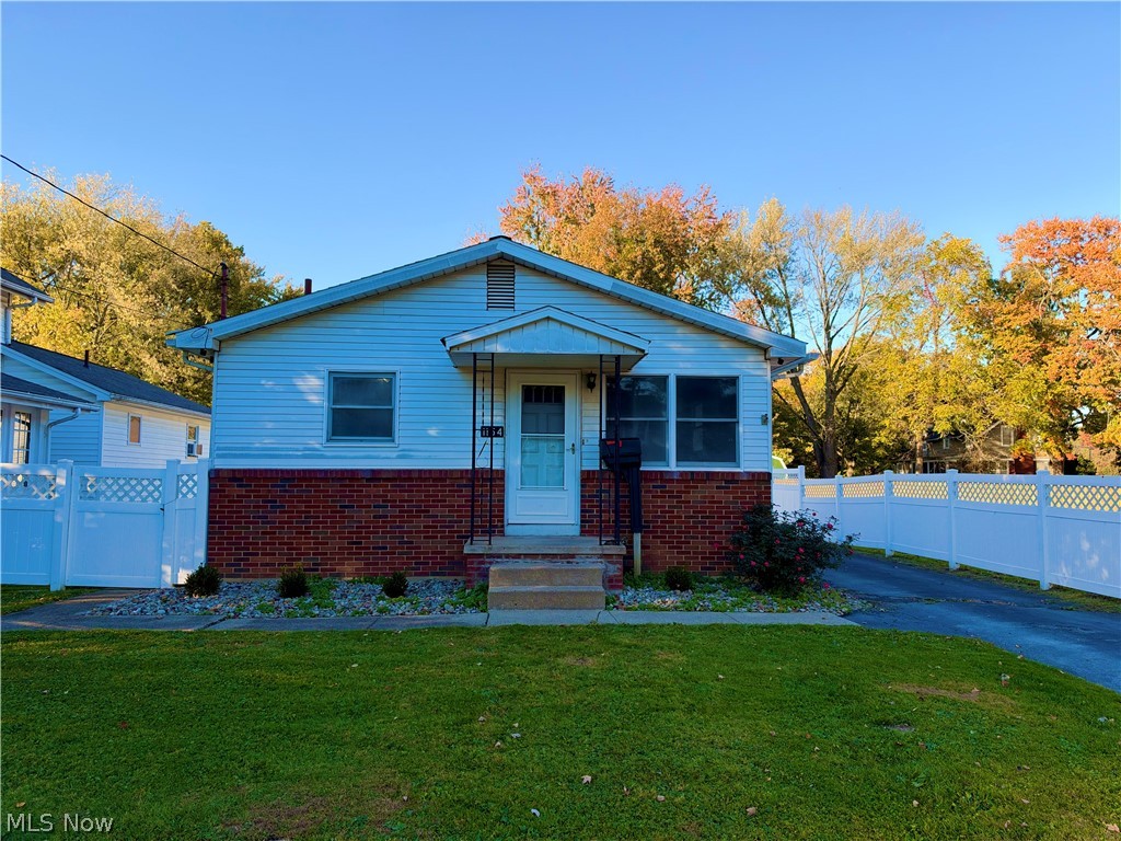 1154 Bradford Street NW Warren OH 44485