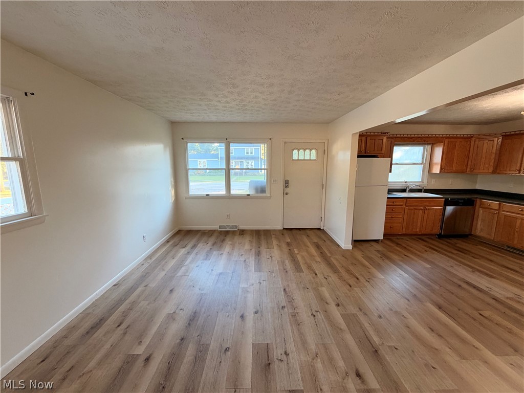 1154 Bradford Street NW Warren OH 44485