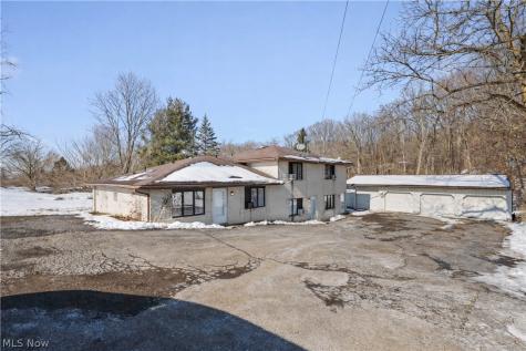 12445 Cleveland Avenue NW Uniontown OH 44685