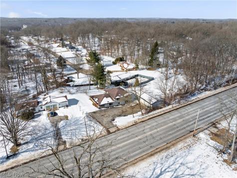 12445 Cleveland Avenue NW Uniontown OH 44685