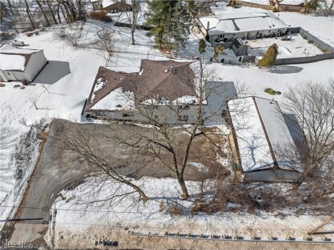 12445 Cleveland Avenue NW Uniontown OH 44685
