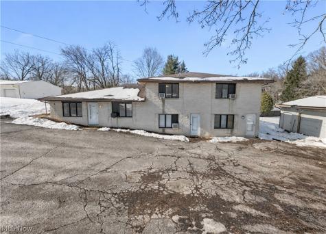 12445 Cleveland Avenue NW Uniontown OH 44685