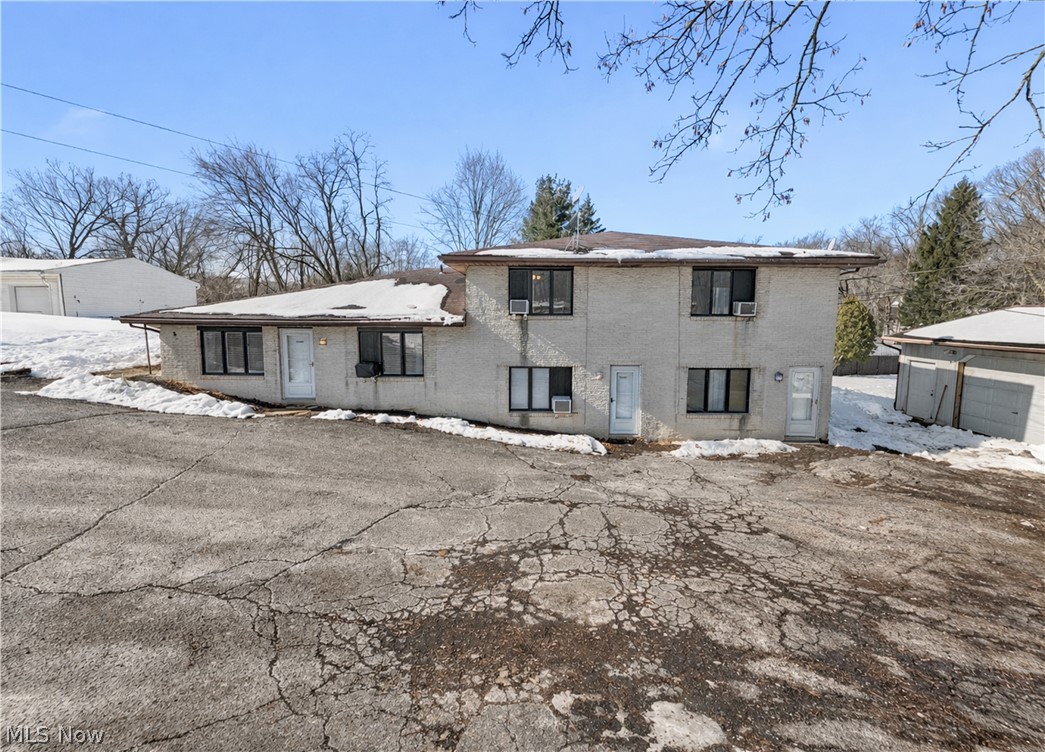 12445 Cleveland Avenue NW Uniontown OH 44685