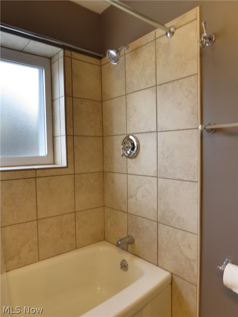 1675 Woodward Avenue Lakewood OH 44107