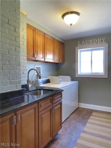 1675 Woodward Avenue Lakewood OH 44107