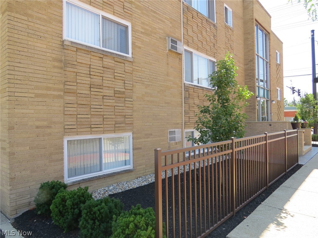 1675 Woodward Avenue Lakewood OH 44107
