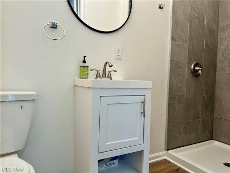 2214 W 32nd Street Cleveland OH 44113