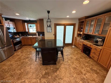 5973 University Heights Circle NW North Canton OH 44720