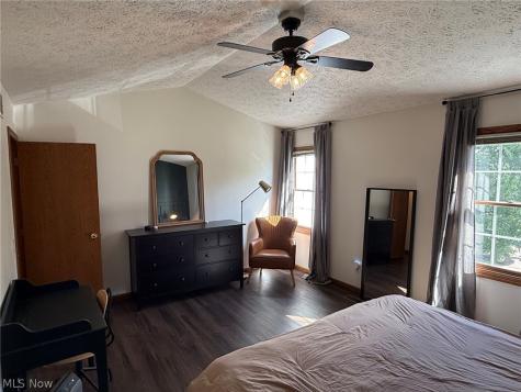 5973 University Heights Circle NW North Canton OH 44720