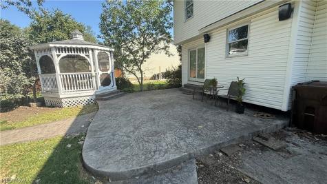 5973 University Heights Circle NW North Canton OH 44720