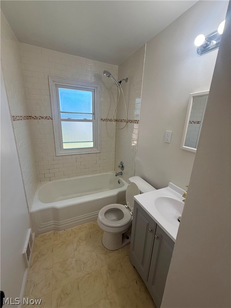 3155 Lincoln Street Lorain OH 44052