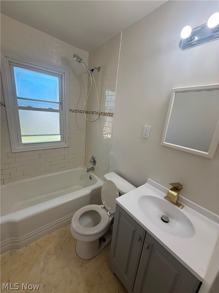3155 Lincoln Street Lorain OH 44052