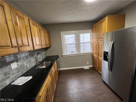 3569 W 147th Street Cleveland OH 44111