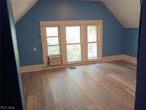 157 Hyde Avenue Akron OH 44302