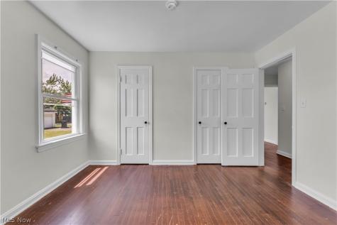 16004 Invermere Avenue Cleveland OH 44128
