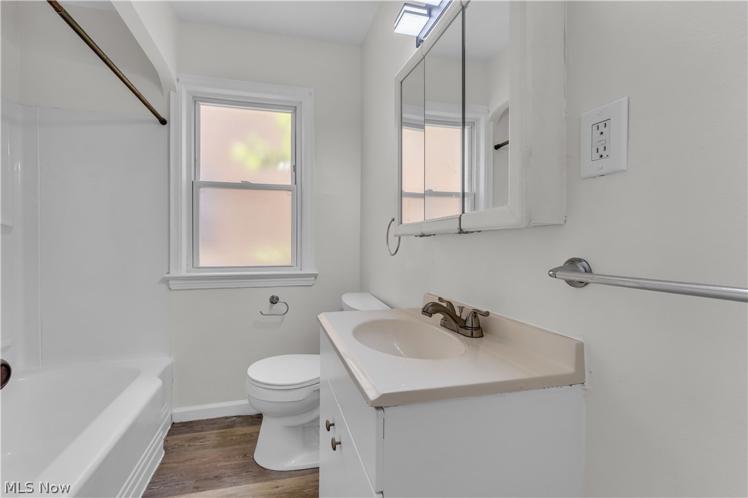 16004 Invermere Avenue Cleveland OH 44128