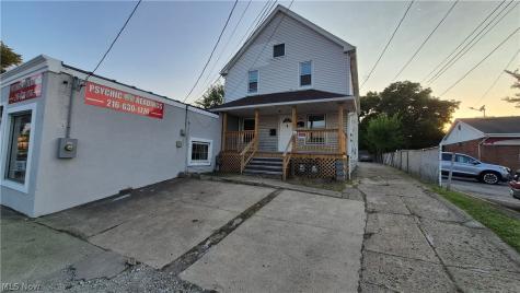 3278 W 117th Street Cleveland OH 44111