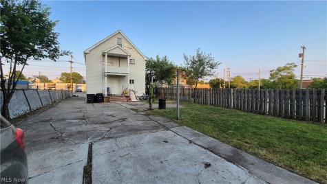 3278 W 117th Street Cleveland OH 44111