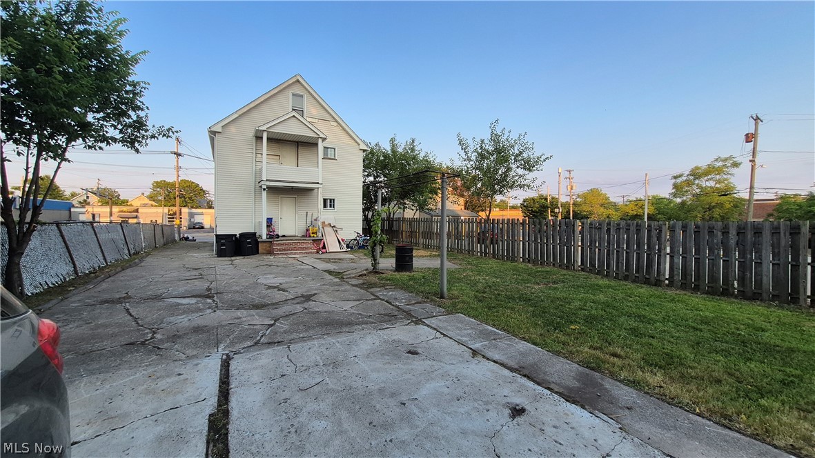 3278 W 117th Street Cleveland OH 44111
