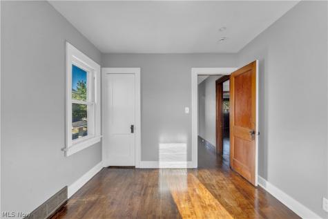 4453 W 48th Street Cleveland OH 44144