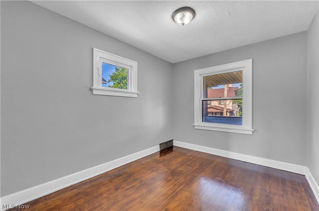 4453 W 48th Street Cleveland OH 44144