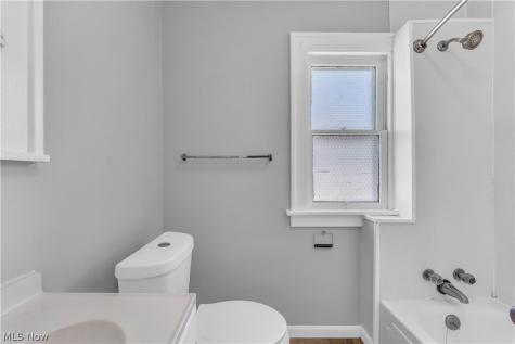 4453 W 48th Street Cleveland OH 44144
