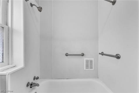 4453 W 48th Street Cleveland OH 44144