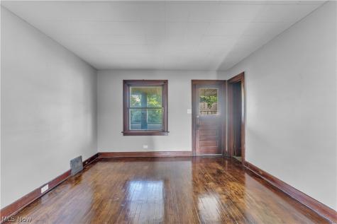 4453 W 48th Street Cleveland OH 44144