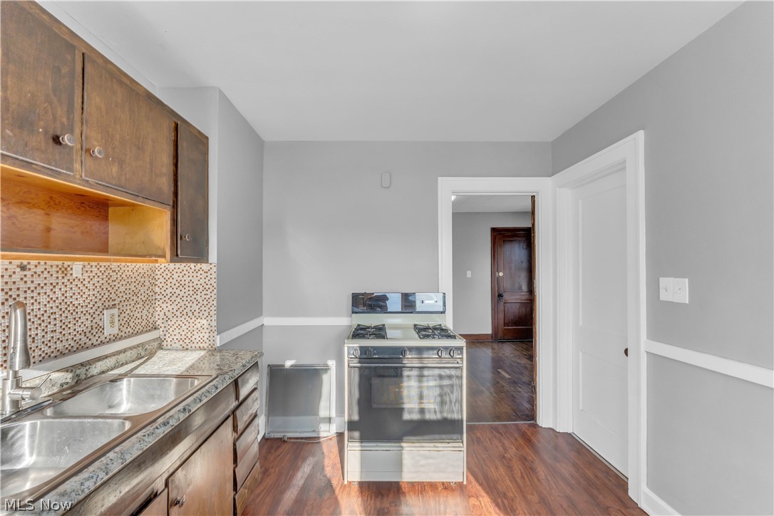 4453 W 48th Street Cleveland OH 44144