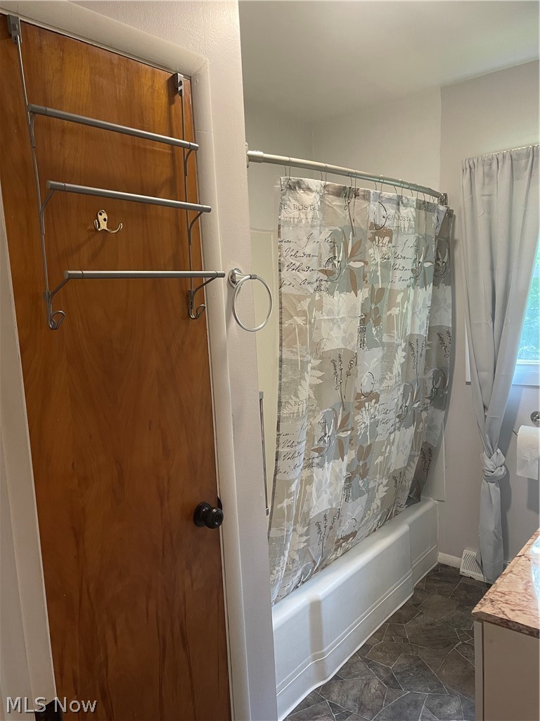 6490 Willow Way Andover OH 44003
