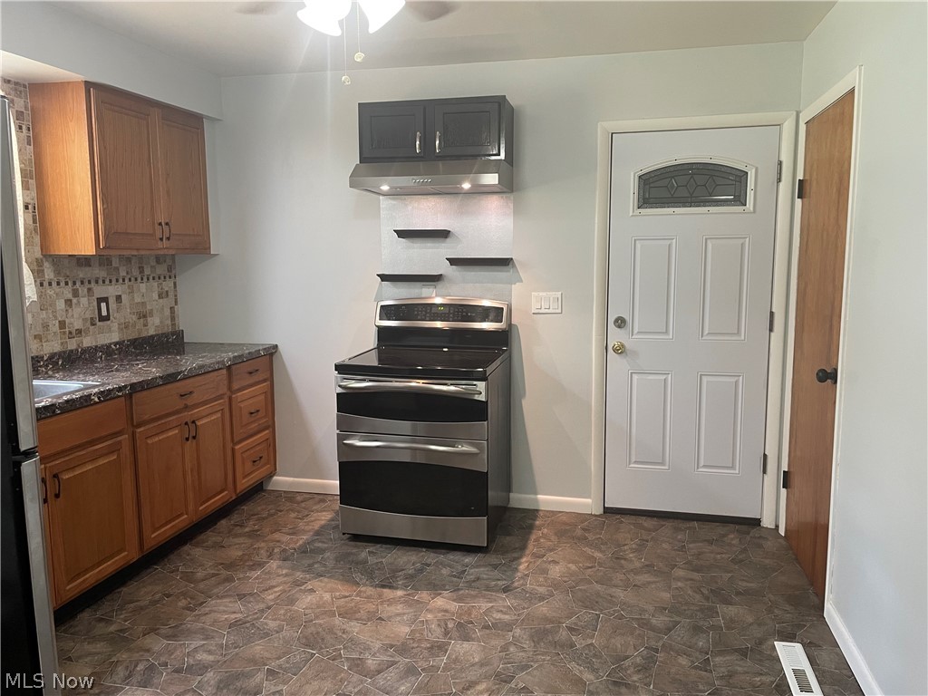 6490 Willow Way Andover OH 44003