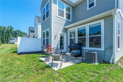 798 N Greenway Drive Westlake OH 44145