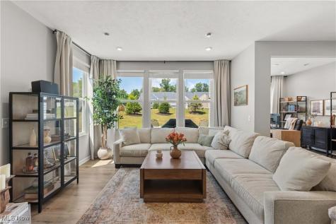 798 N Greenway Drive Westlake OH 44145