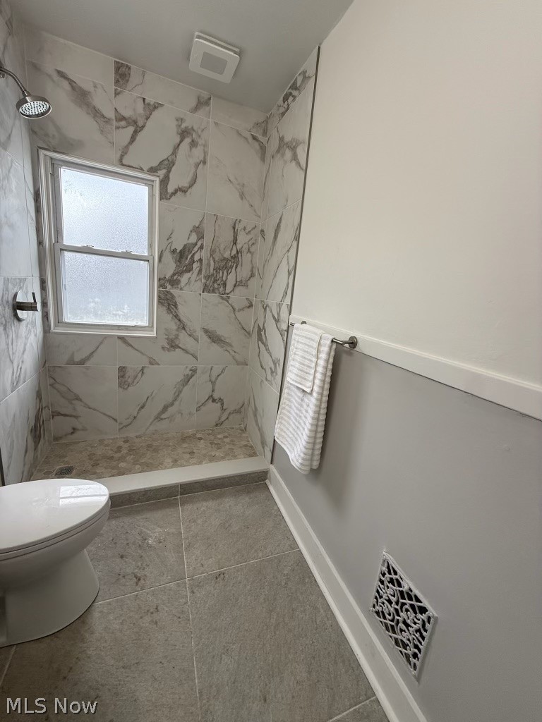 14210 Kingsford Avenue Cleveland OH 44128