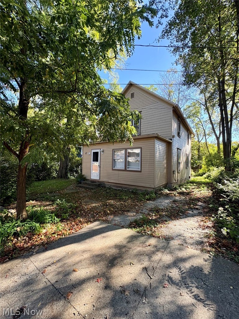 67 Morningside Drive Akron OH 44303