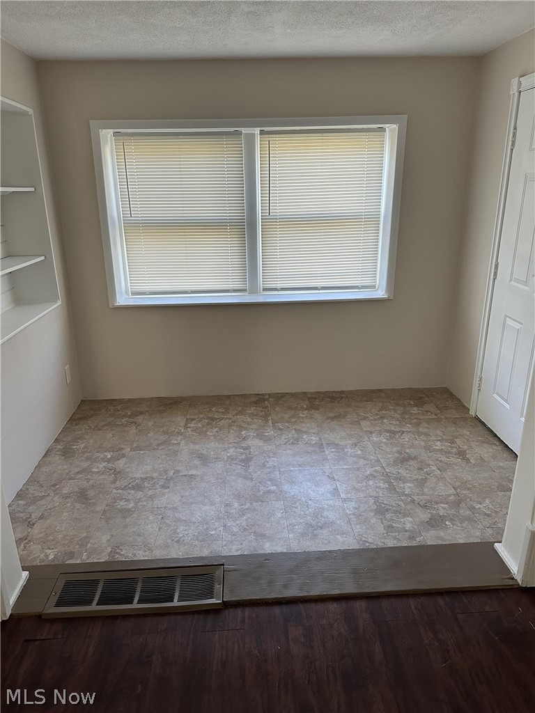 67 Morningside Drive Akron OH 44303