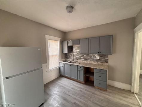 7411 Cornelia Avenue Cleveland OH 44103