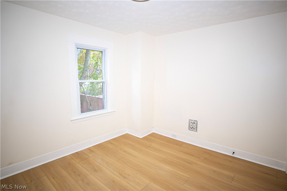 4463 W 20th Street Cleveland OH 44109