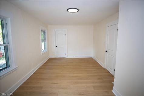 4463 W 20th Street Cleveland OH 44109